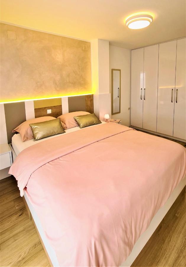 Apartment Karamarko Малинска Экстерьер фото